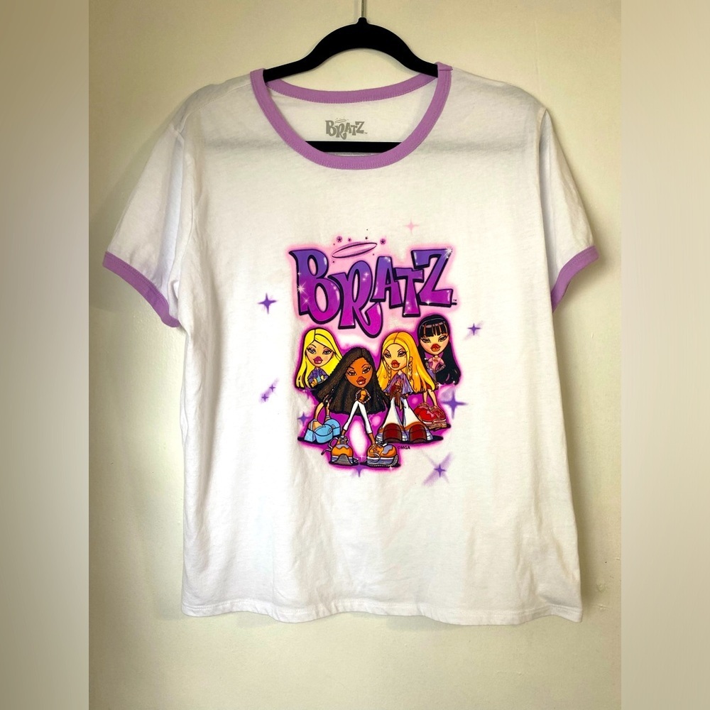 BRATZ Graphic Tshirt XL